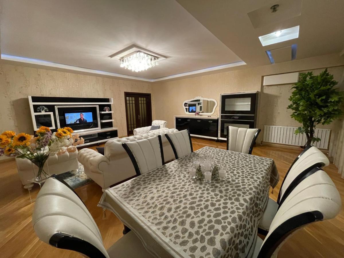 Park Azure Residence Baku Bagian luar foto